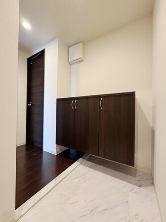 LOC’S Shonaidori(ロックスショウナイドオリ)の物件内観写真